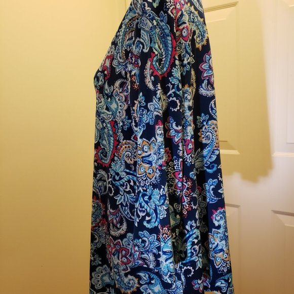 Chico's super cute print top size 2(14) - Picture 2 of 8